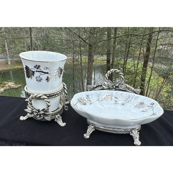 Vintage Stylebuilt Silver Tumbler And Soap Dish Set Ivy Leaves Pattern Heavy!! - Picture 2 of 12
